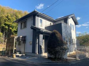 周南市にて外壁塗装とベランダの防水工事