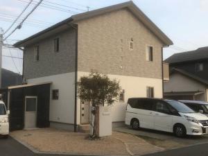 周南市にてサイディング外壁を錆や塩害に強いアルカベールで外壁カバー工法